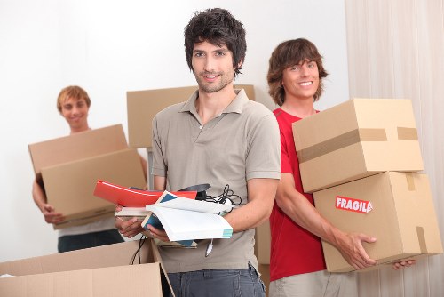Local moving truck support for residential and commercial moves in Uxbridge