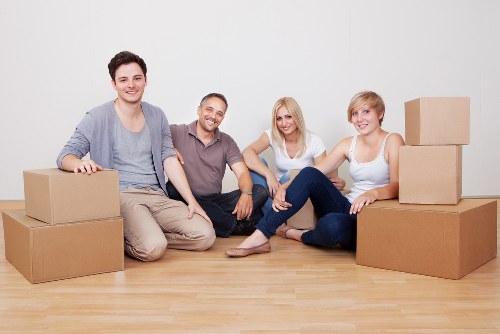 Local moving van planning for Uxbridge streets and property access